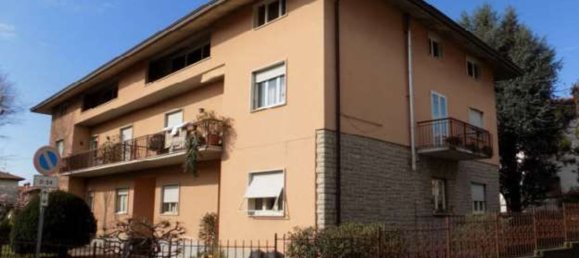 Здание 129м² в Альменно Сан Сальваторе, Италия № 185720 2