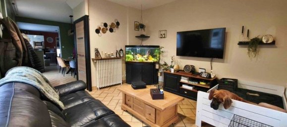 2 bedrooms House in Hirson, France No. 159395 6