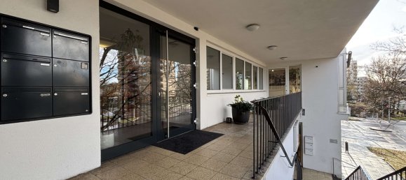 Propiedad comercial en Stuttgart, Germany 67 m² No. 330757 3