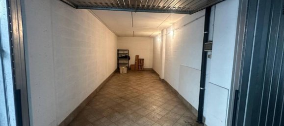 24m² Garage in Turin, Italy No. 350552 10