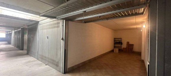 24m² Garage in Turin, Italy No. 350552 18