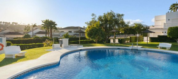 3 bedrooms Townhouse in Marbella, Spain No. 121202 22