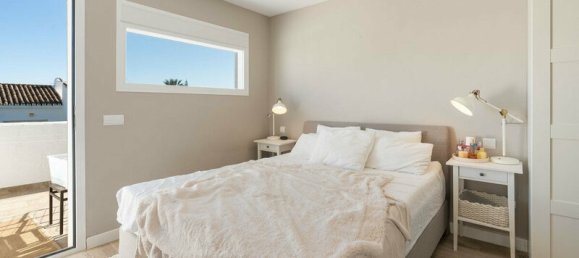 3 bedrooms Townhouse in Marbella, Spain No. 121202 13