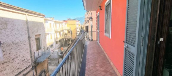 Apartamento de 4 dormitorios en Pomigliano d'Arco, Italy No. 381349 15