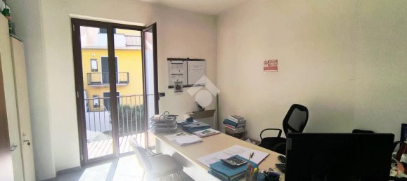 Apartamento de 4 dormitorios en Pomigliano d'Arco, Italy No. 381349 10