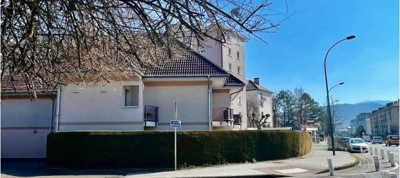 Estudio en Annecy, France No. 206262 4