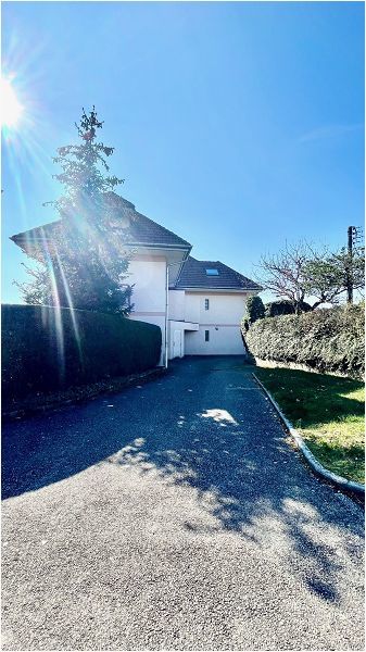 Estudio en Annecy, France No. 206262