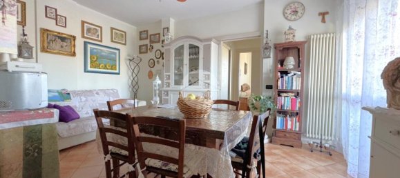 Apartamento de 2 dormitorios en San Mauro Pascoli, Italy No. 52516 3