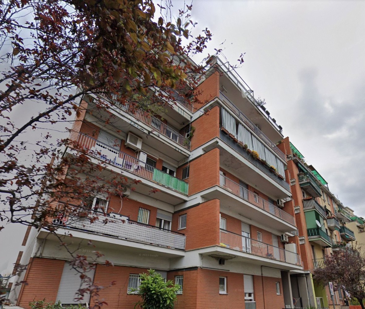 2غرفة شقة في Baranzate, Italy رقم 187503