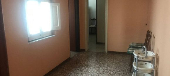 Casa de 4 divisões em Paternò, Italy N.º 259711 10