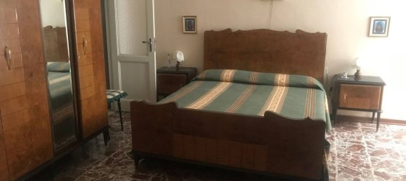 Casa de 4 divisões em Paternò, Italy N.º 259711 11