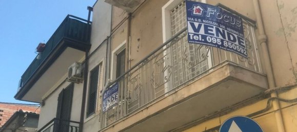 Casa de 4 divisões em Paternò, Italy N.º 259711 4