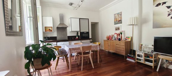 1 bedroom Apartment in Paris, France No. 293415 3