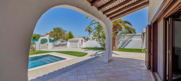 5 bedrooms Villa in Guia, Portugal No. 143793 13