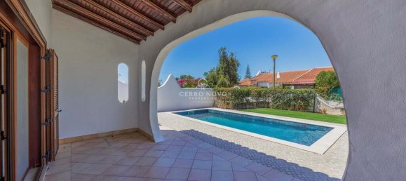 5 bedrooms Villa in Guia, Portugal No. 143793 12