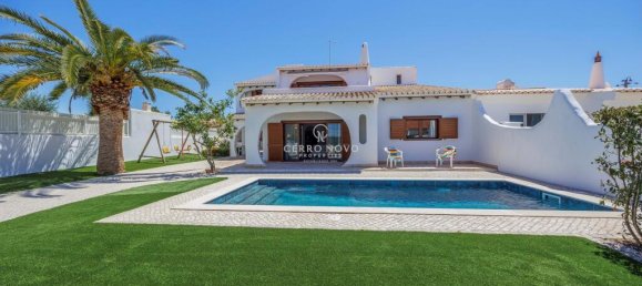 5 bedrooms Villa in Guia, Portugal No. 143793 7