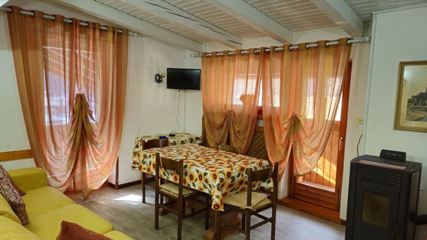 4 rooms Apartment in San Pietro di Cadore, Italy No. 270242