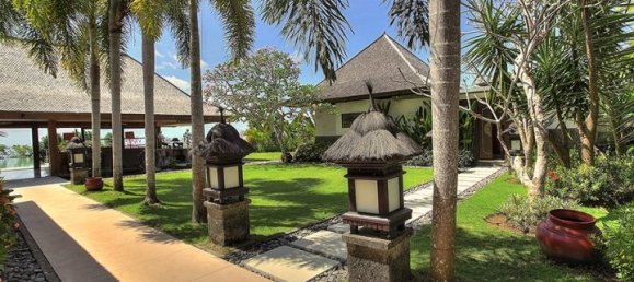 6 bedrooms Villa in South Kuta, Indonesia No. 3106 4