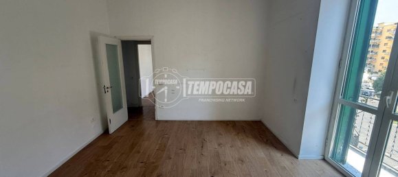 2 bedrooms Apartment in Naples, Italy No. 296303 7