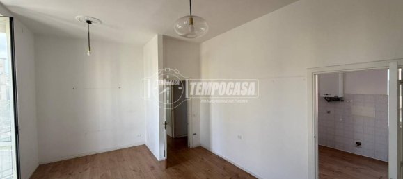 2 bedrooms Apartment in Naples, Italy No. 296303 3