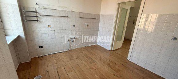 2 bedrooms Apartment in Naples, Italy No. 296303 6