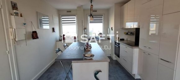 Apartamento de 1 dormitorio en Bondy, France No. 354426 5