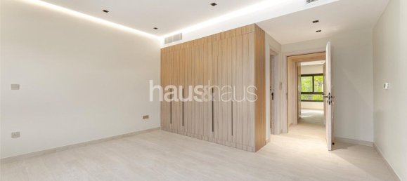 5 bedrooms Villa in Jumeirah Village Triangle, UAE No. 98637 12