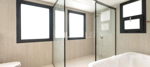 5 bedrooms Villa in Jumeirah Village Triangle, UAE No. 98637 21