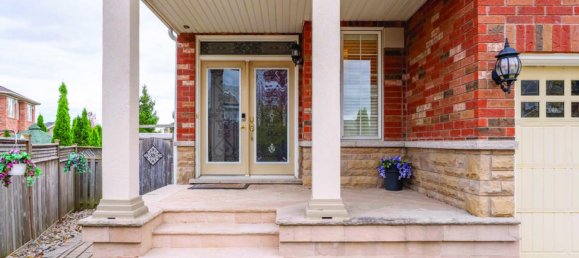 4 bedrooms House in Mississauga, Canada No. 910 3