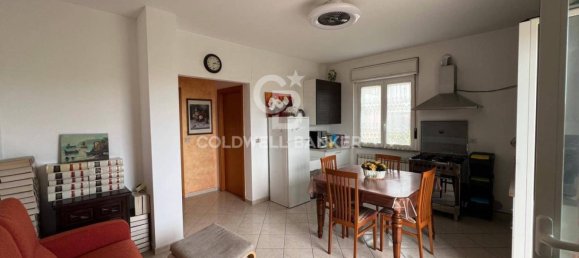 2 bedrooms Apartment in Roseto degli Abruzzi, Italy No. 16248 5