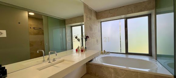 4 bedrooms Villa in Pozuelo de Alarcon, Spain No. 181006 14