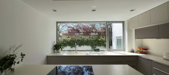 4 bedrooms Villa in Pozuelo de Alarcon, Spain No. 181006 11