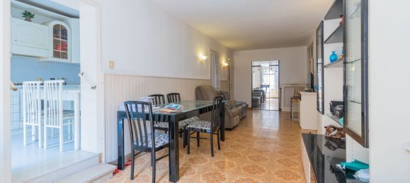 4 rooms Apartment in Venice, Italy No. 279039 4