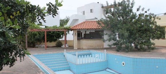 320m² Property in Hersonissos, Greece No. 4908 2