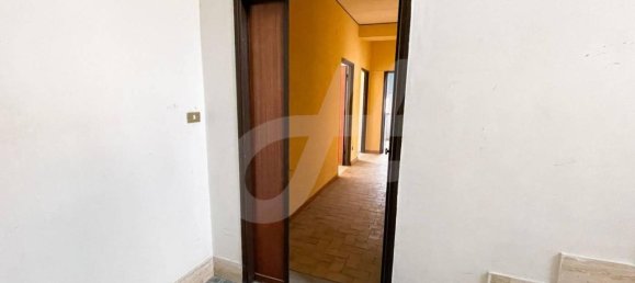 3 rooms Apartment in Pietradefusi, Italy No. 176376 2