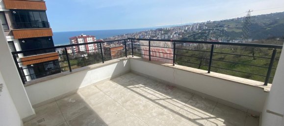 4 rooms Apartment in Trabzon, Turkey No. 30640 4