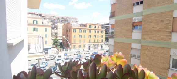 3 bedrooms Apartment in Rome, Italy No. 333200 25