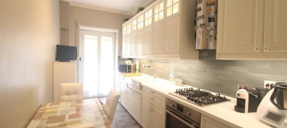 3 bedrooms Apartment in Rome, Italy No. 333200 5