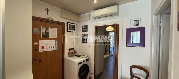 Квартира с 3 комнатами в Милан, Италия № 241006 9