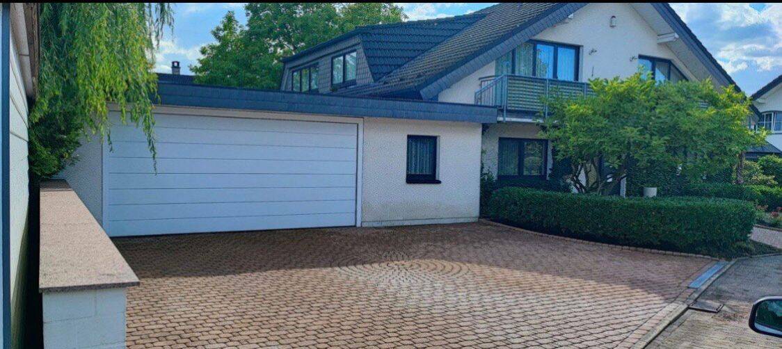 9 rooms Townhouse in Lippe, Germany No. 316776