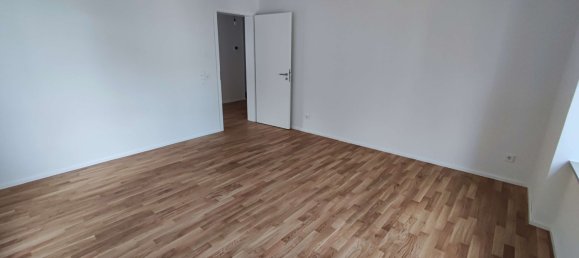 Квартира с 2 спальнями в Эслинген, Германия № 83270 12