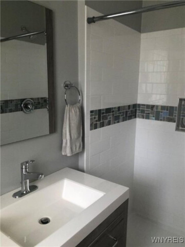 Дом с 4 спальнями в Льюистон, США № 376913