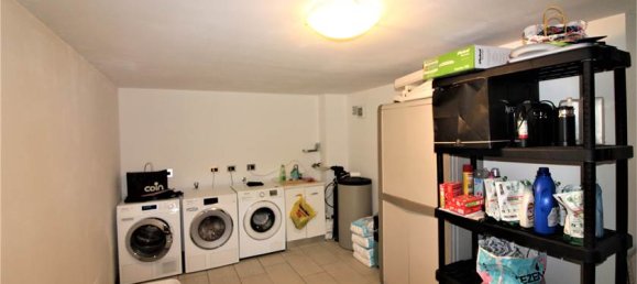 Villa de 3 dormitorios en Bergamo, Italy No. 302579 28