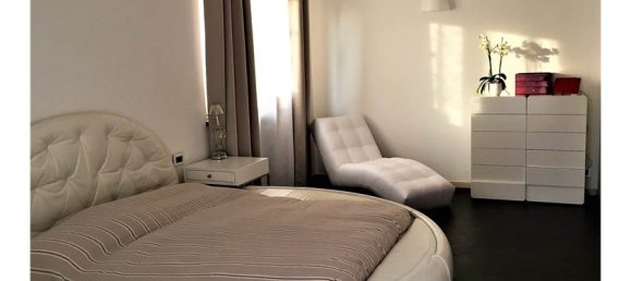 Villa de 3 dormitorios en Bergamo, Italy No. 302579 17