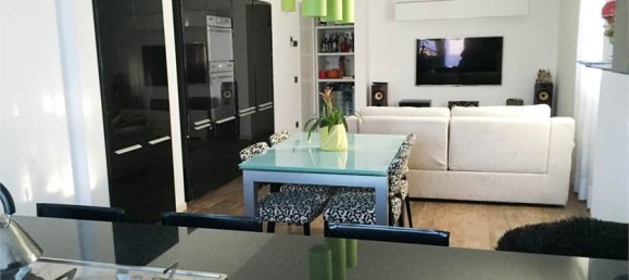 Villa de 3 dormitorios en Bergamo, Italy No. 302579 9