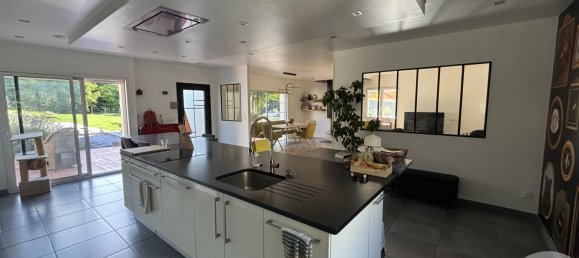 6 Schlafzimmer Haus in Artannes-sur-Indre, France, Nr. 317546 2