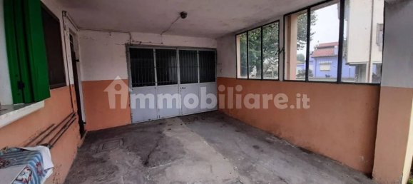 Дом с 5 спальнями в Мира, Италия № 165801 34