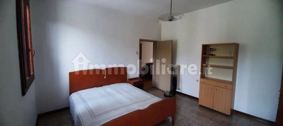 Дом с 5 спальнями в Мира, Италия № 165801 29