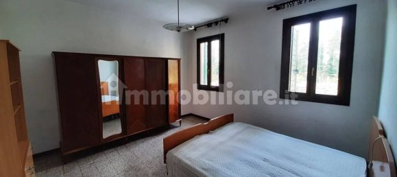 Дом с 5 спальнями в Мира, Италия № 165801 27