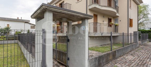 Apartamento de 2 dormitorios en Pordenone, Italy No. 374791 38